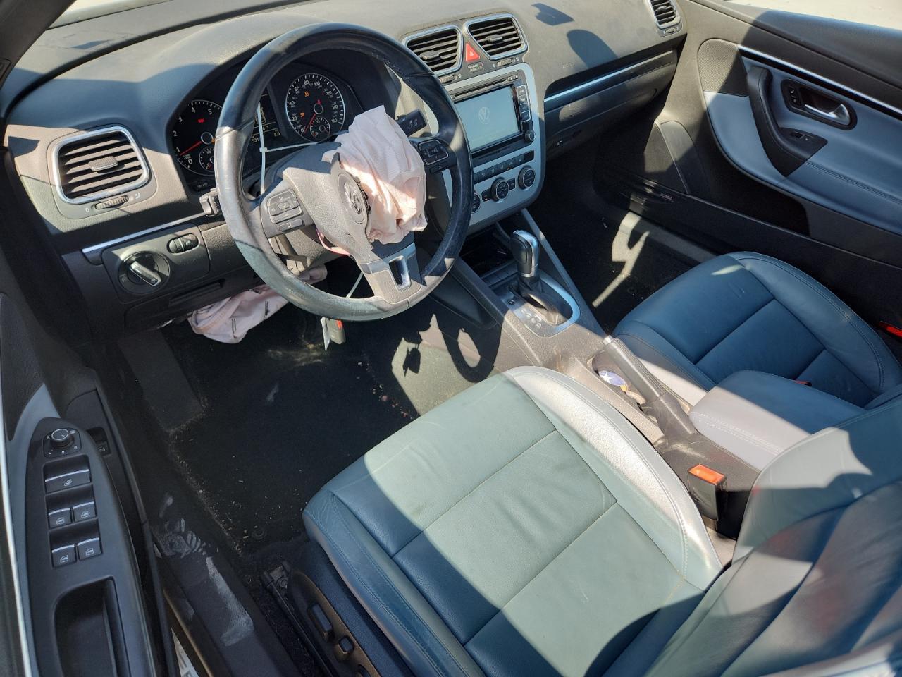 2015 VOLKSWAGEN EOS