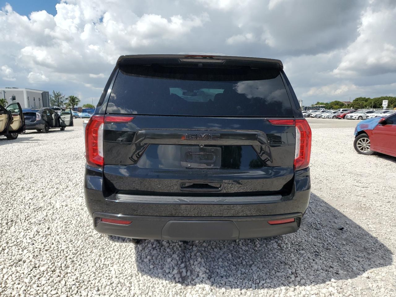 2021 GMC Yukon