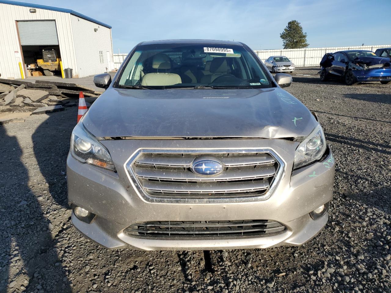 2015 SUBARU Legacy