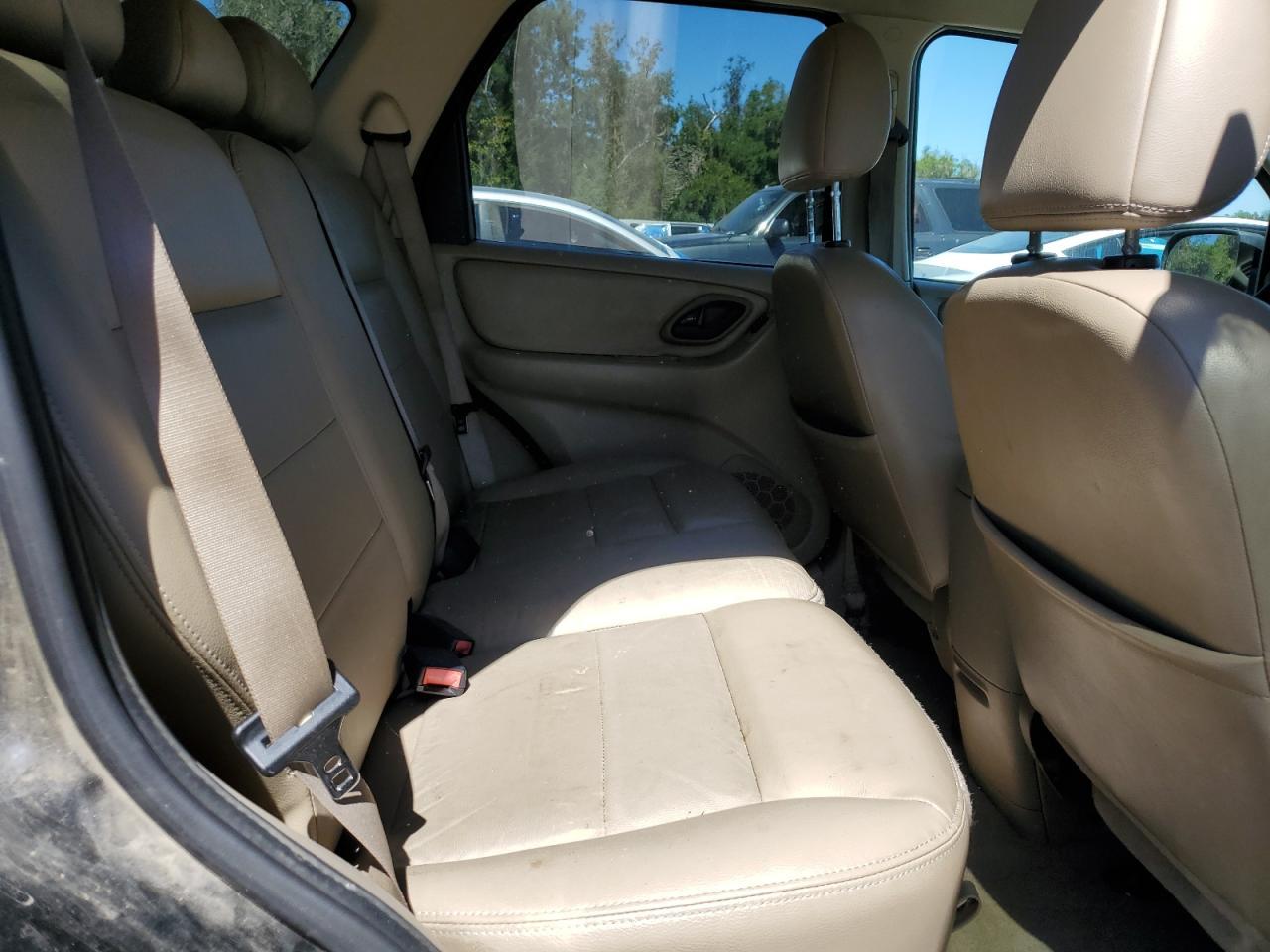 2006 FORD ESCAPE