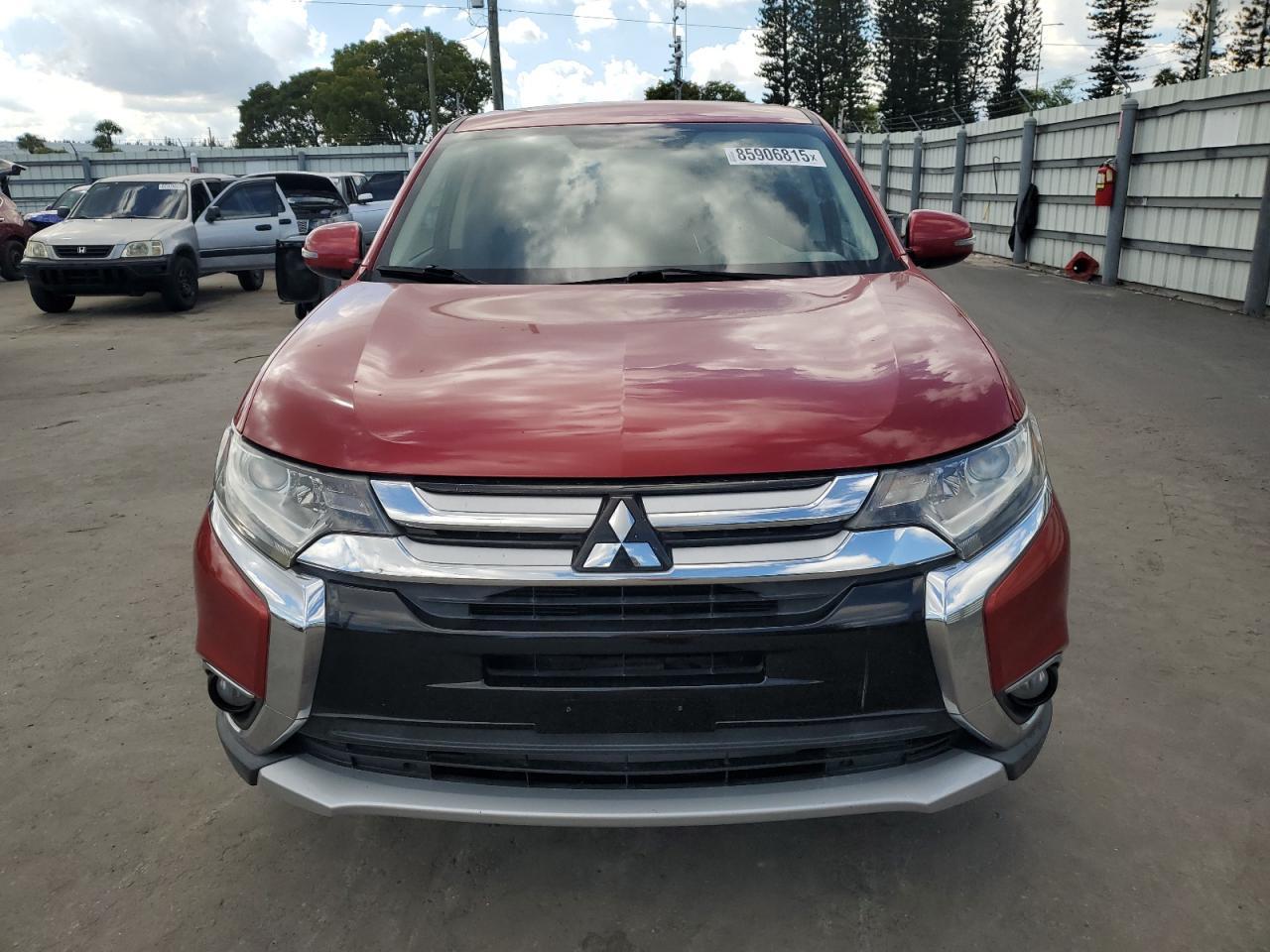 2016 MITSUBISHI outlander