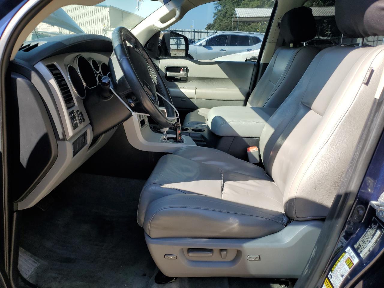 2008 TOYOTA Sequoia