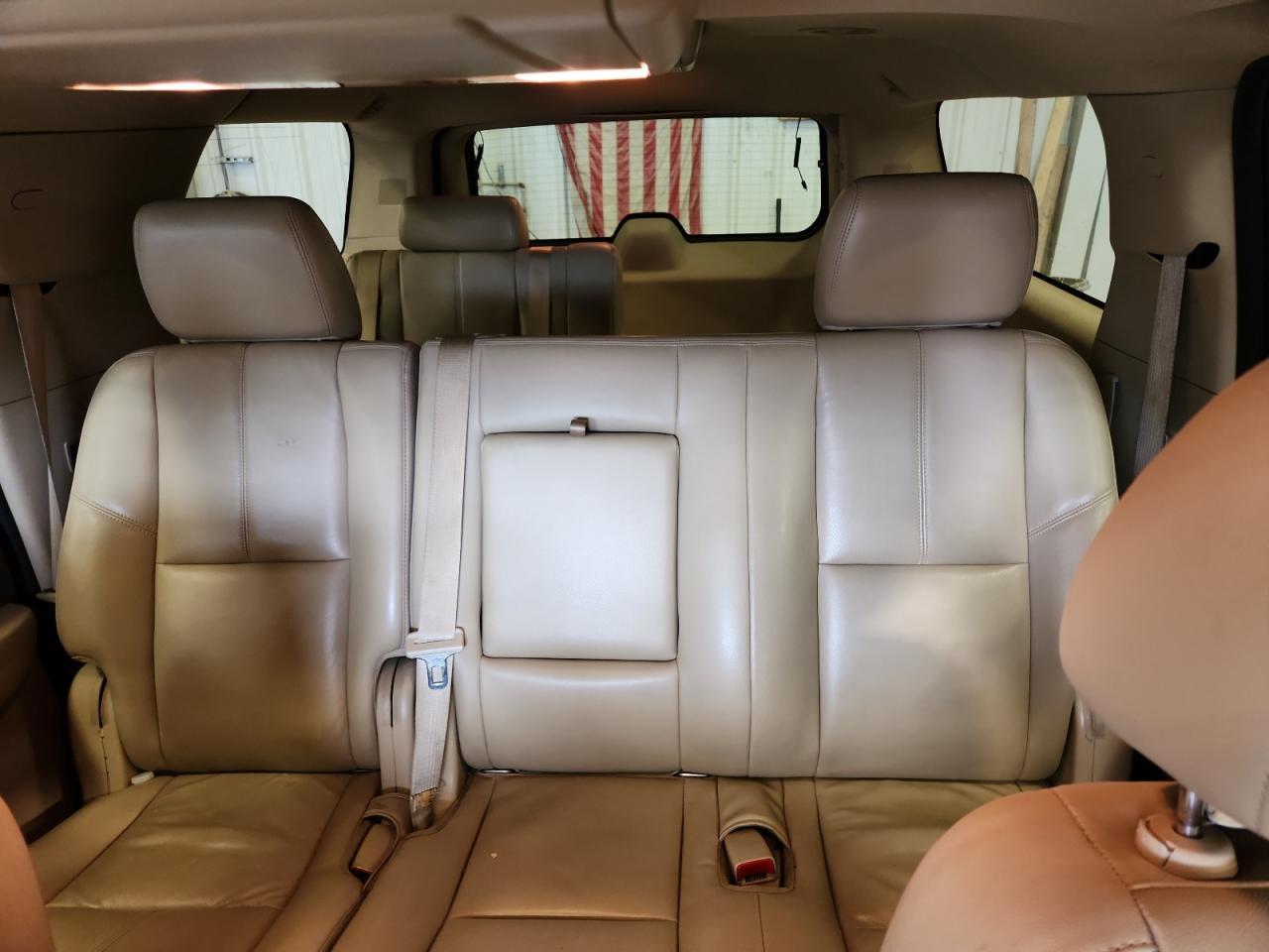 2014 CHEVROLET Suburban