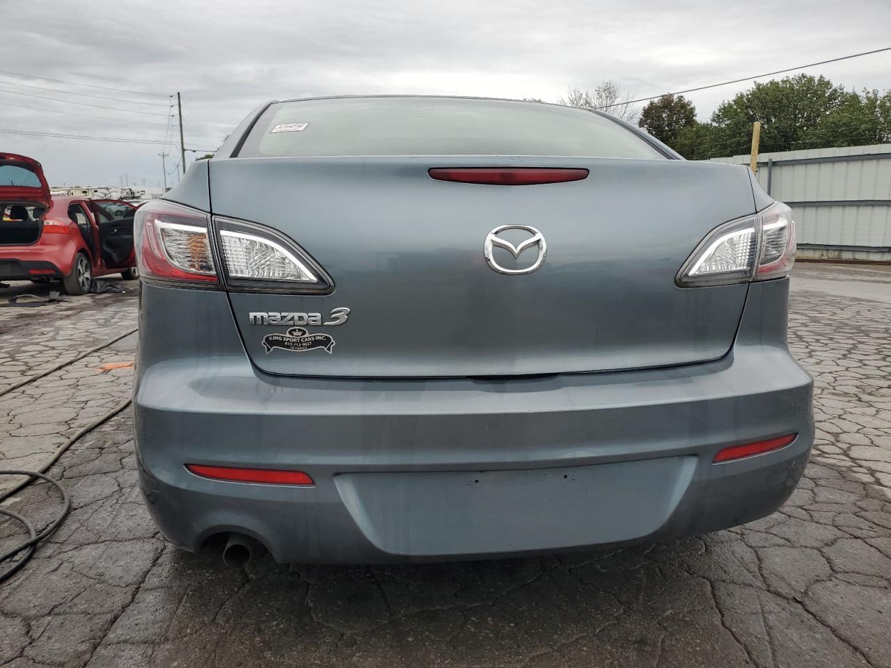 2013 MAZDA 3