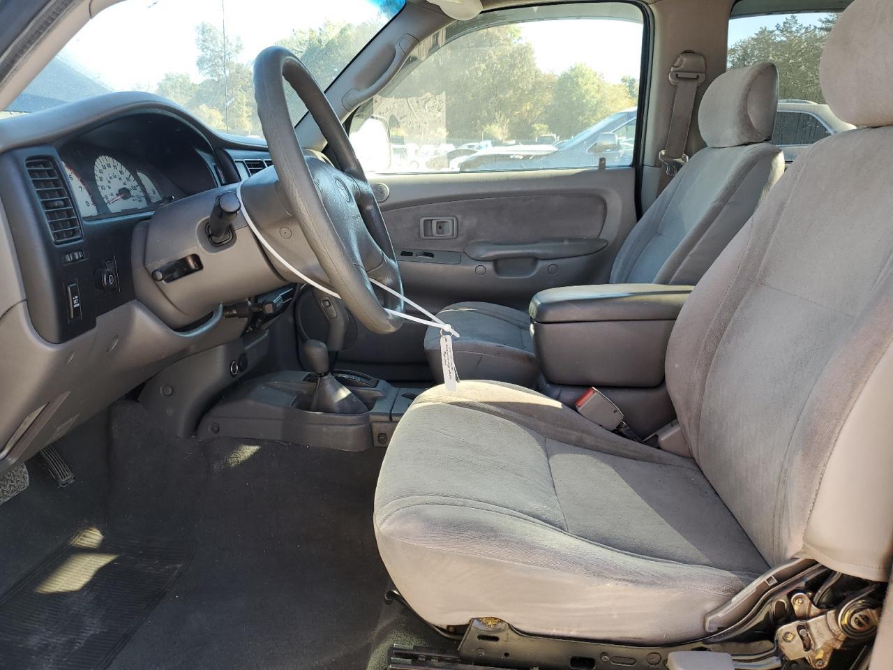 2004 TOYOTA TACOMA