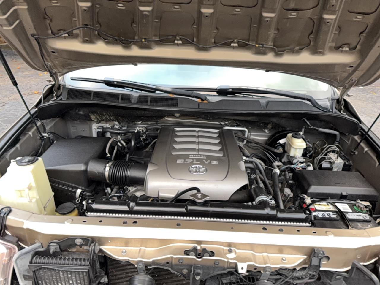 2008 TOYOTA Sequoia