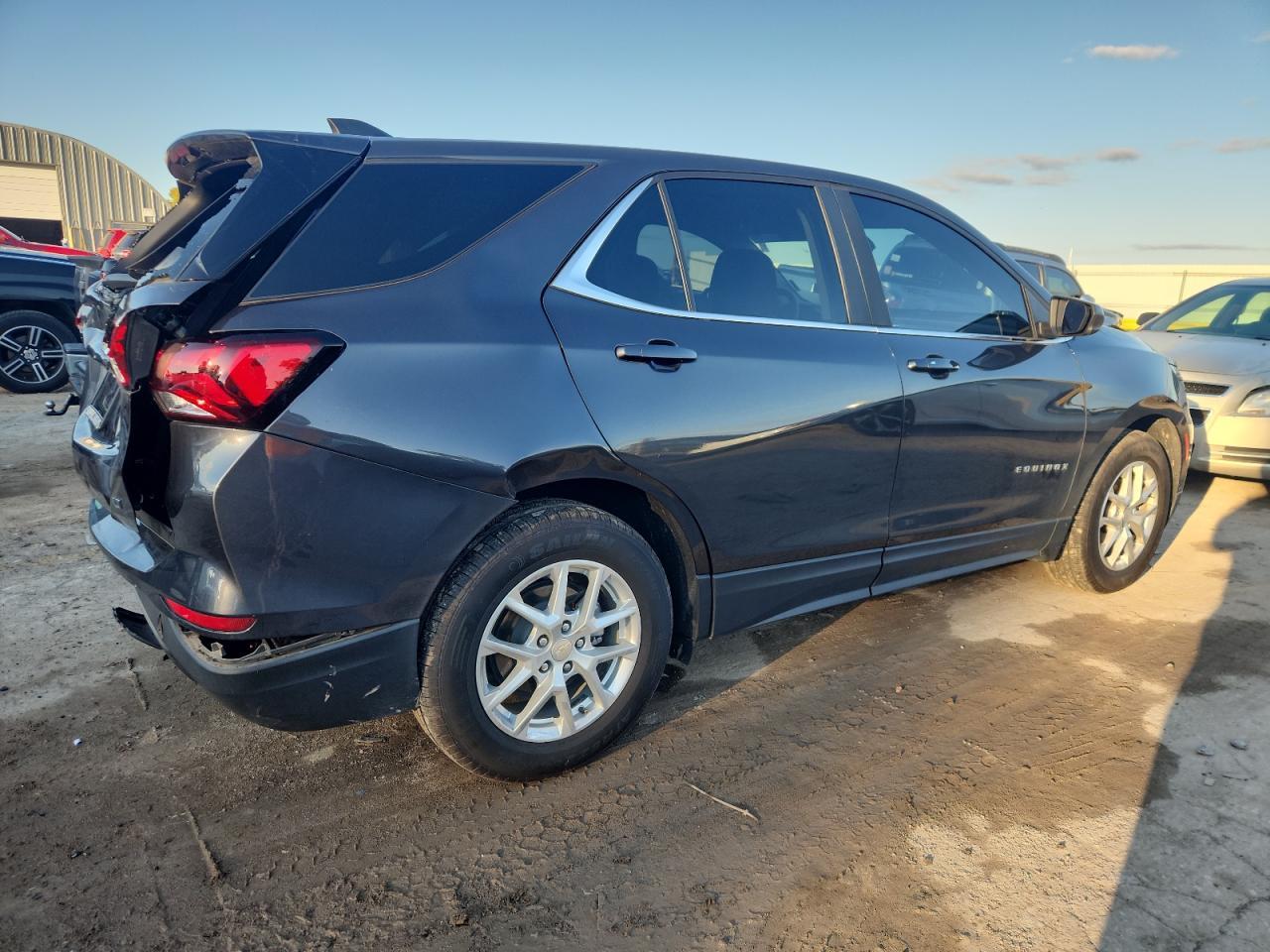 2022 CHEVROLET EQUINOX