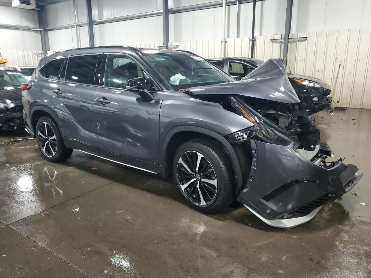 2021 TOYOTA HIGHLANDER