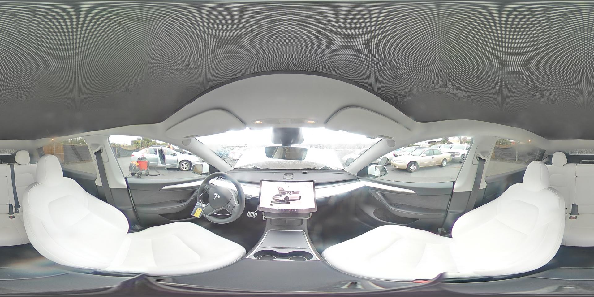 2025 TESLA MODEL Y