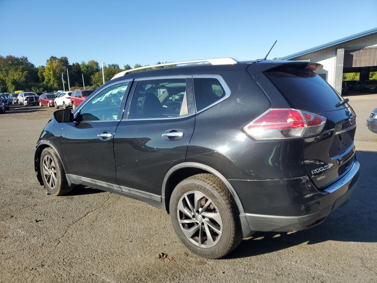 2016 NISSAN ROGUE