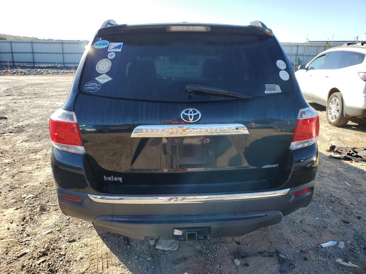 2012 TOYOTA HIGHLANDER