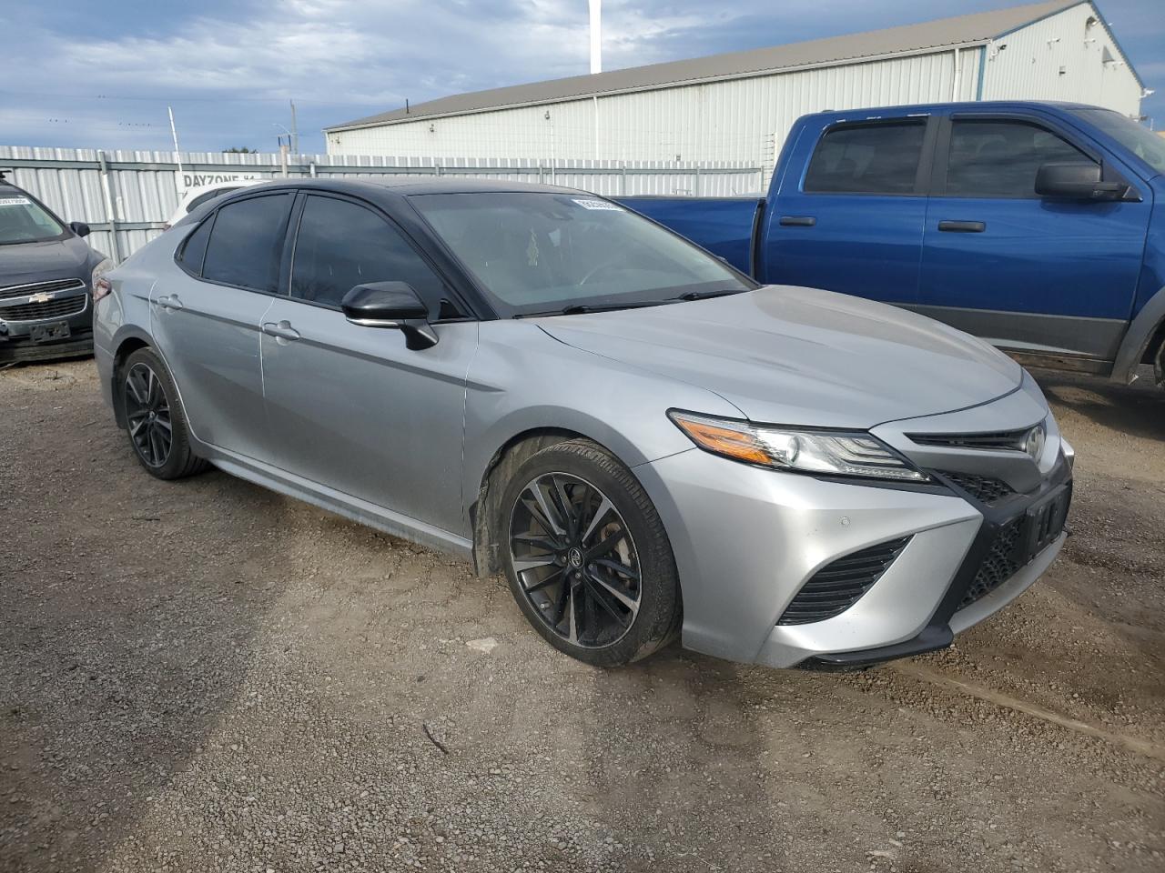 2018 TOYOTA CAMRY