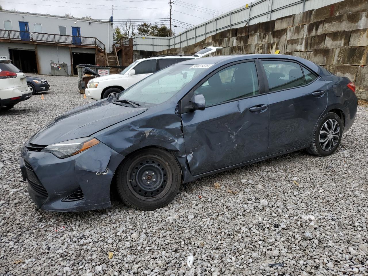 2018 TOYOTA COROLLA