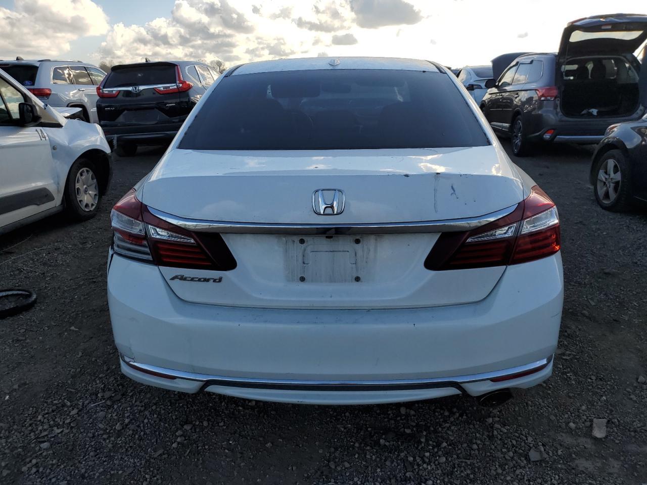 2016 HONDA ACCORD
