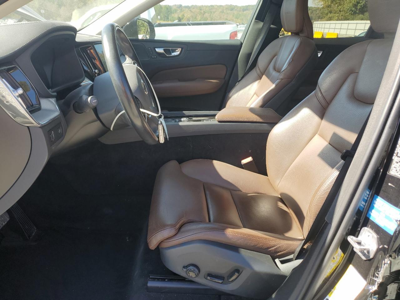 2019 VOLVO XC60
