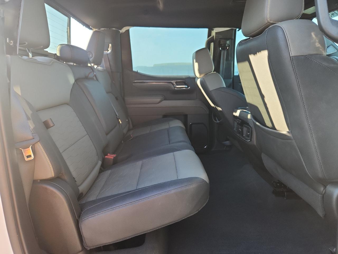 2023 CHEVROLET Silverado