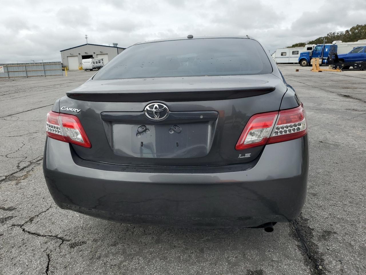 2010 TOYOTA CAMRY