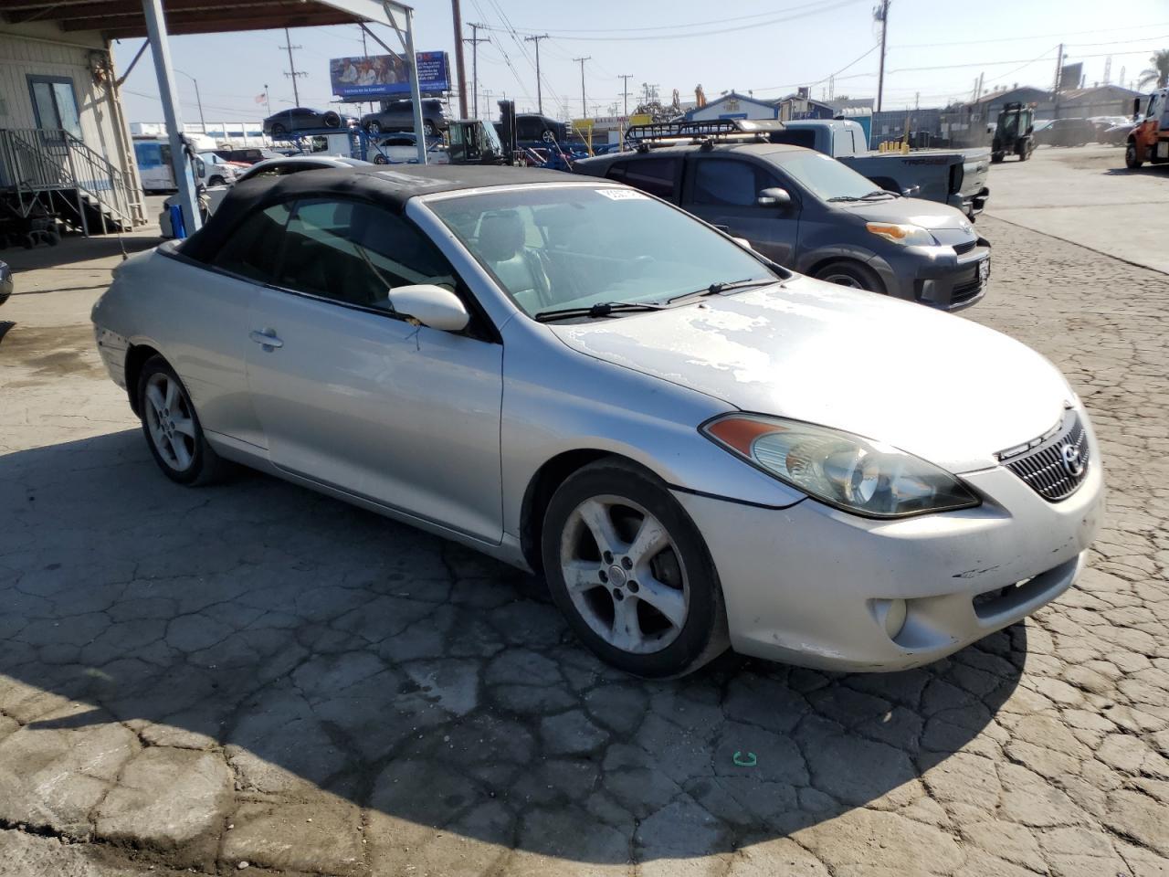 2005 TOYOTA CAMRY