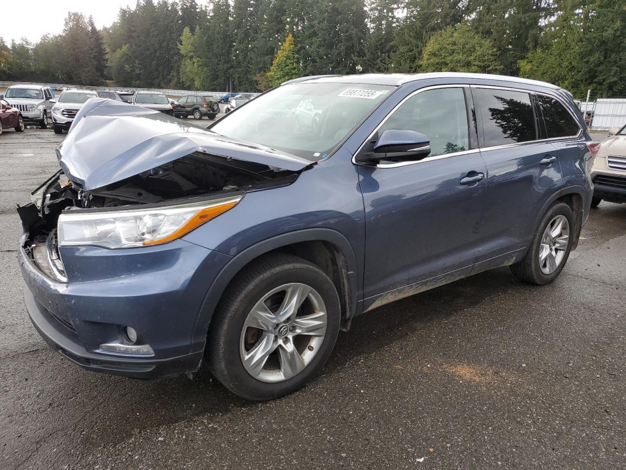 2016 TOYOTA HIGHLANDER