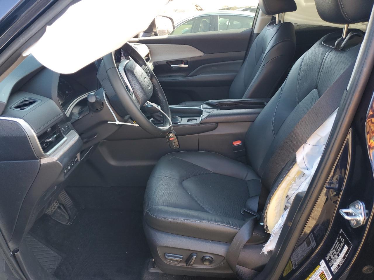 2024 TOYOTA HIGHLANDER