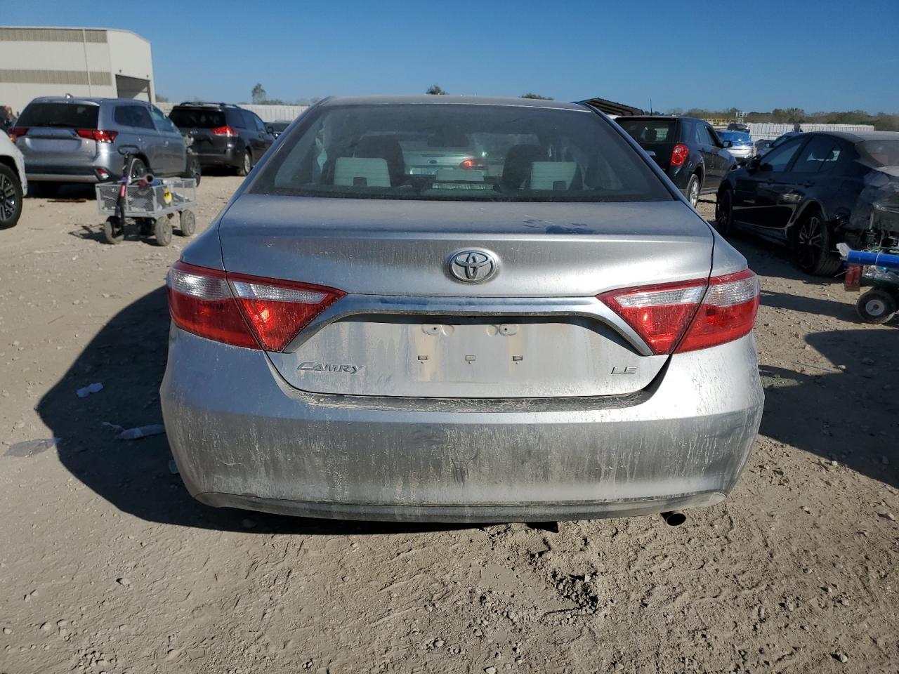 2015 TOYOTA CAMRY