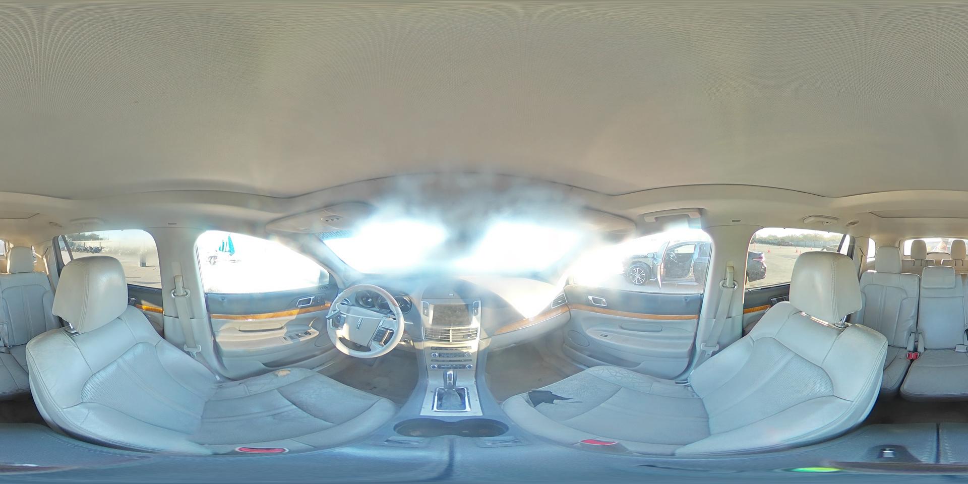 2010 LINCOLN MKT