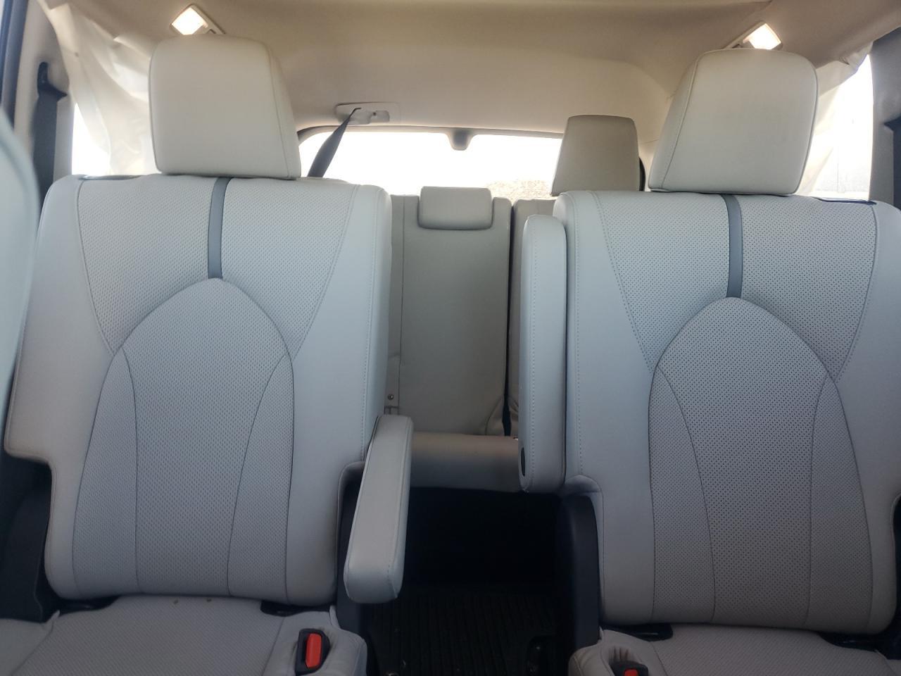 2024 TOYOTA HIGHLANDER