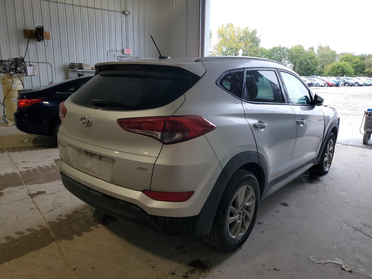 2017 HYUNDAI TUCSON