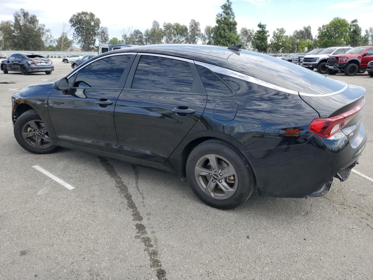 2022 KIA K5