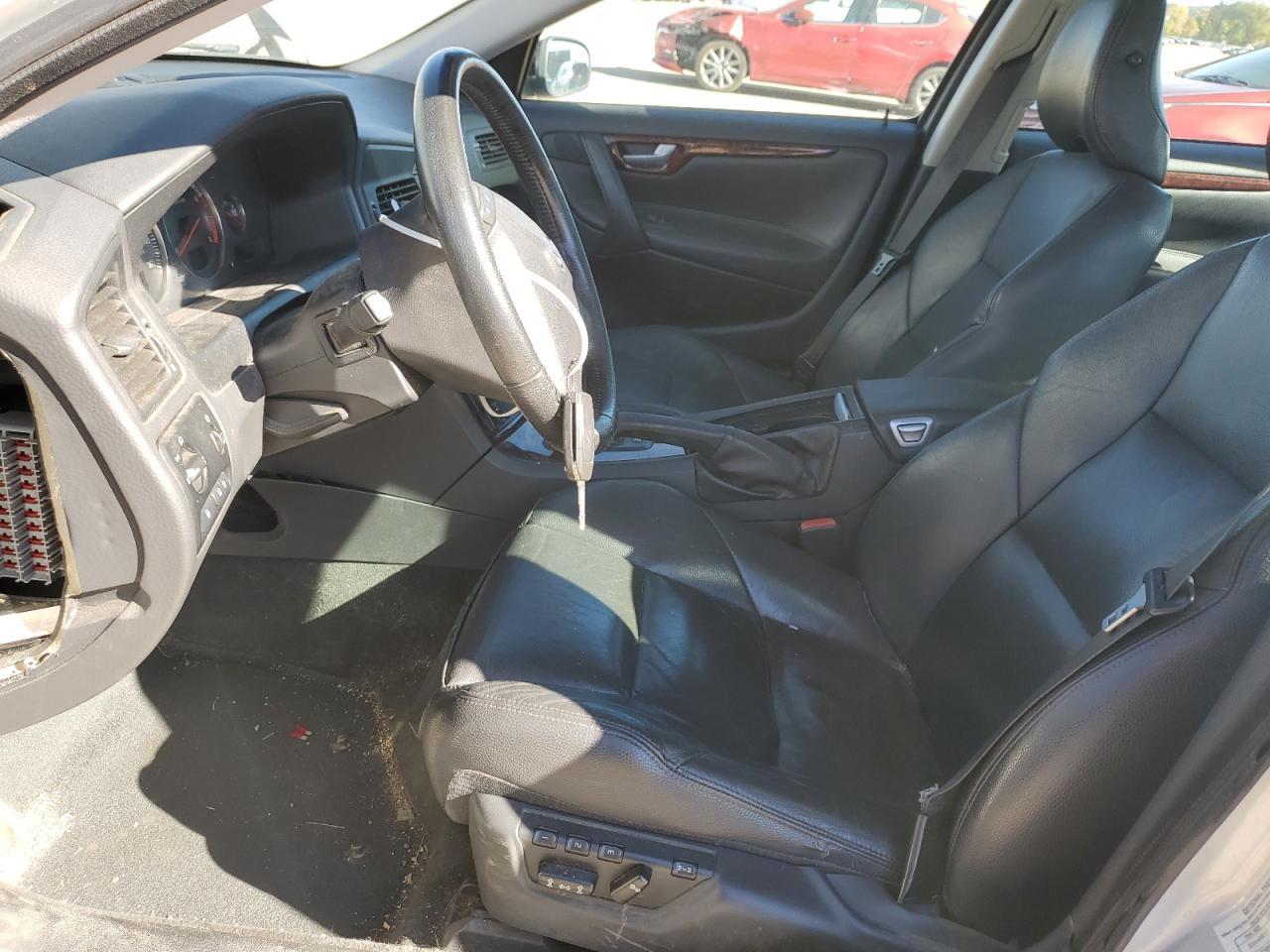2005 VOLVO S60