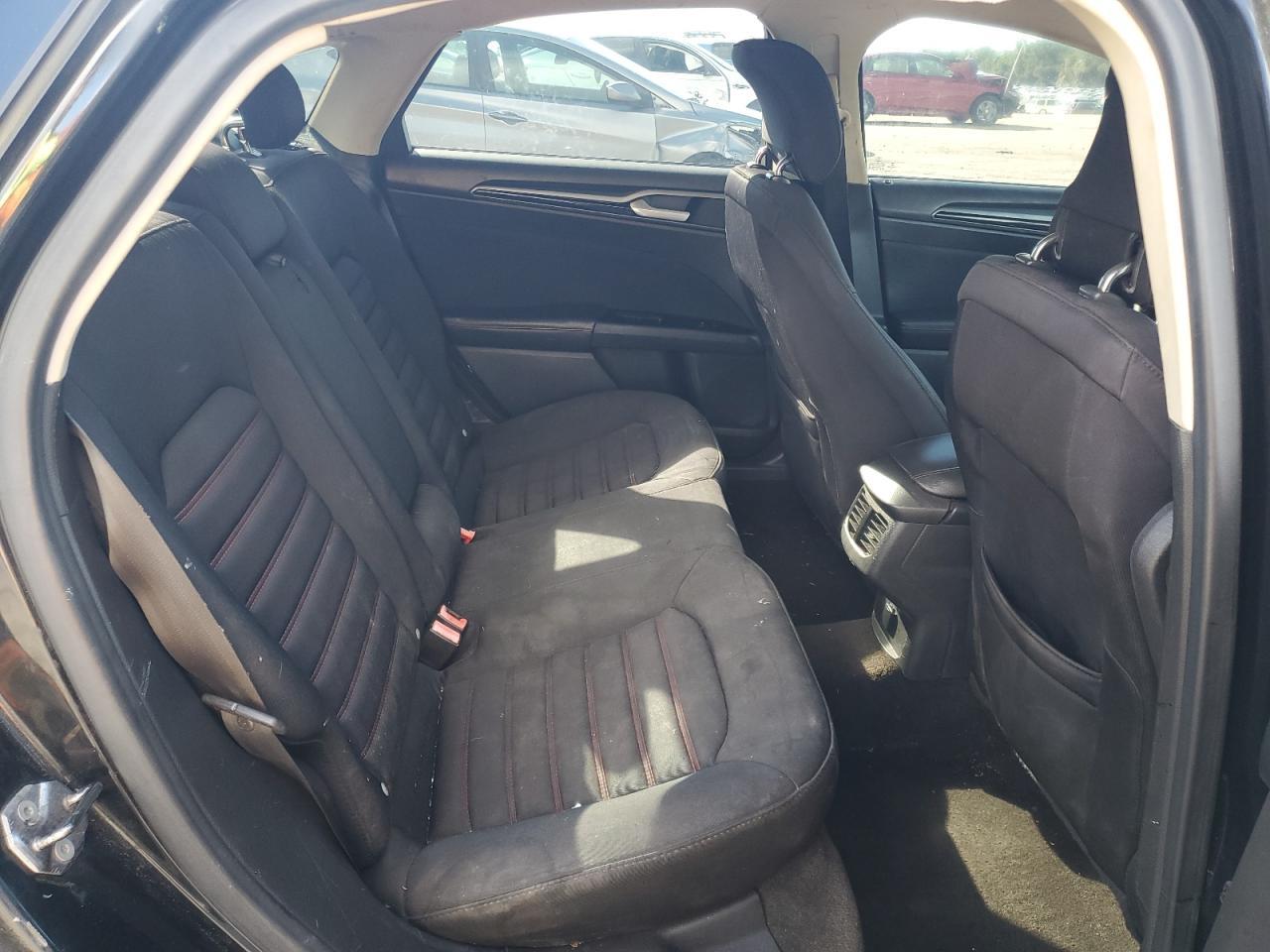2013 FORD FUSION