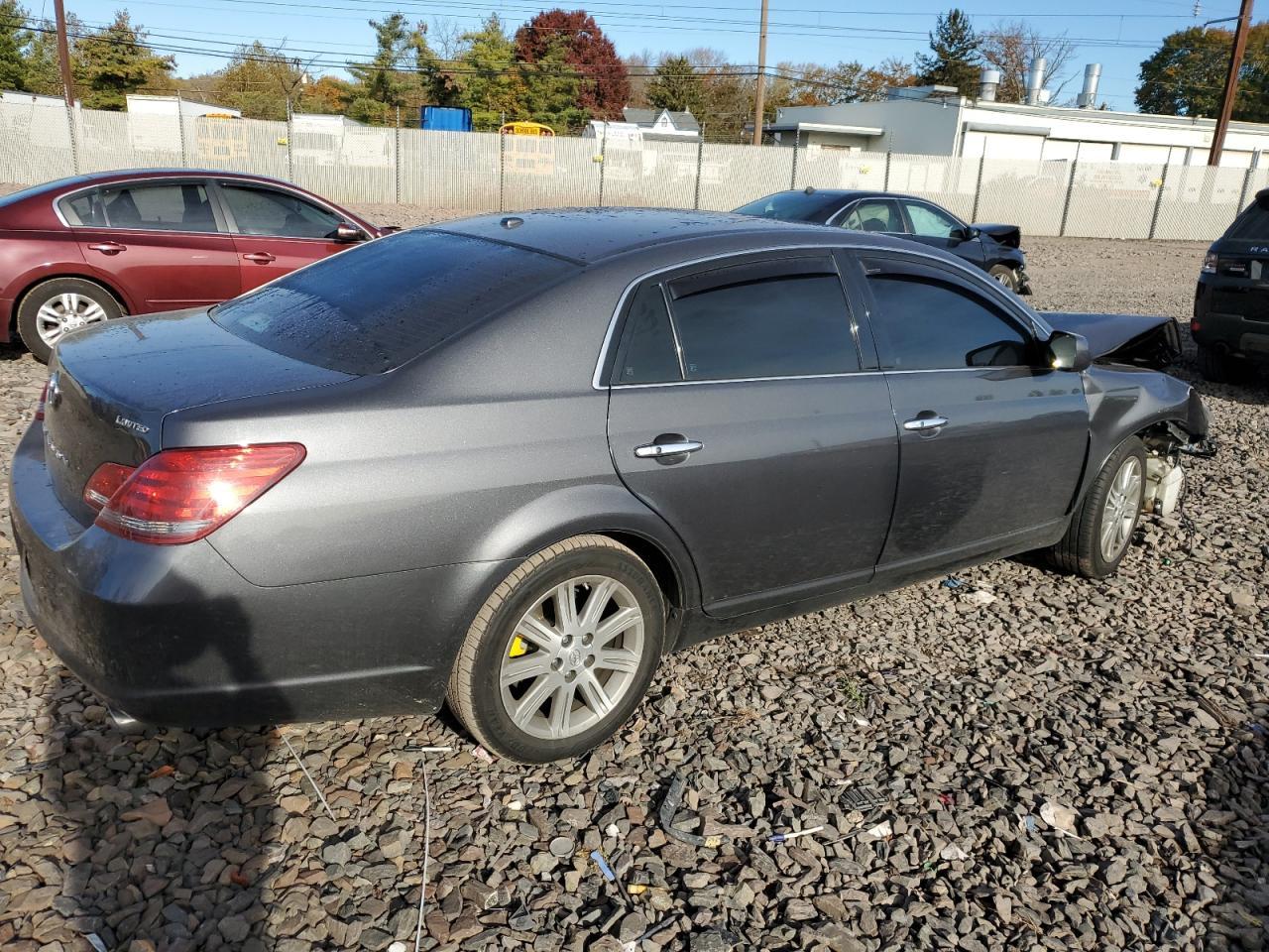 2009 TOYOTA Avalon