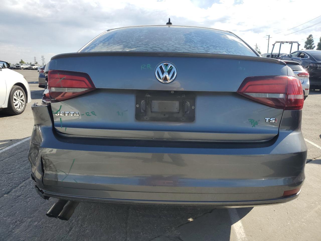 2016 VOLKSWAGEN JETTA