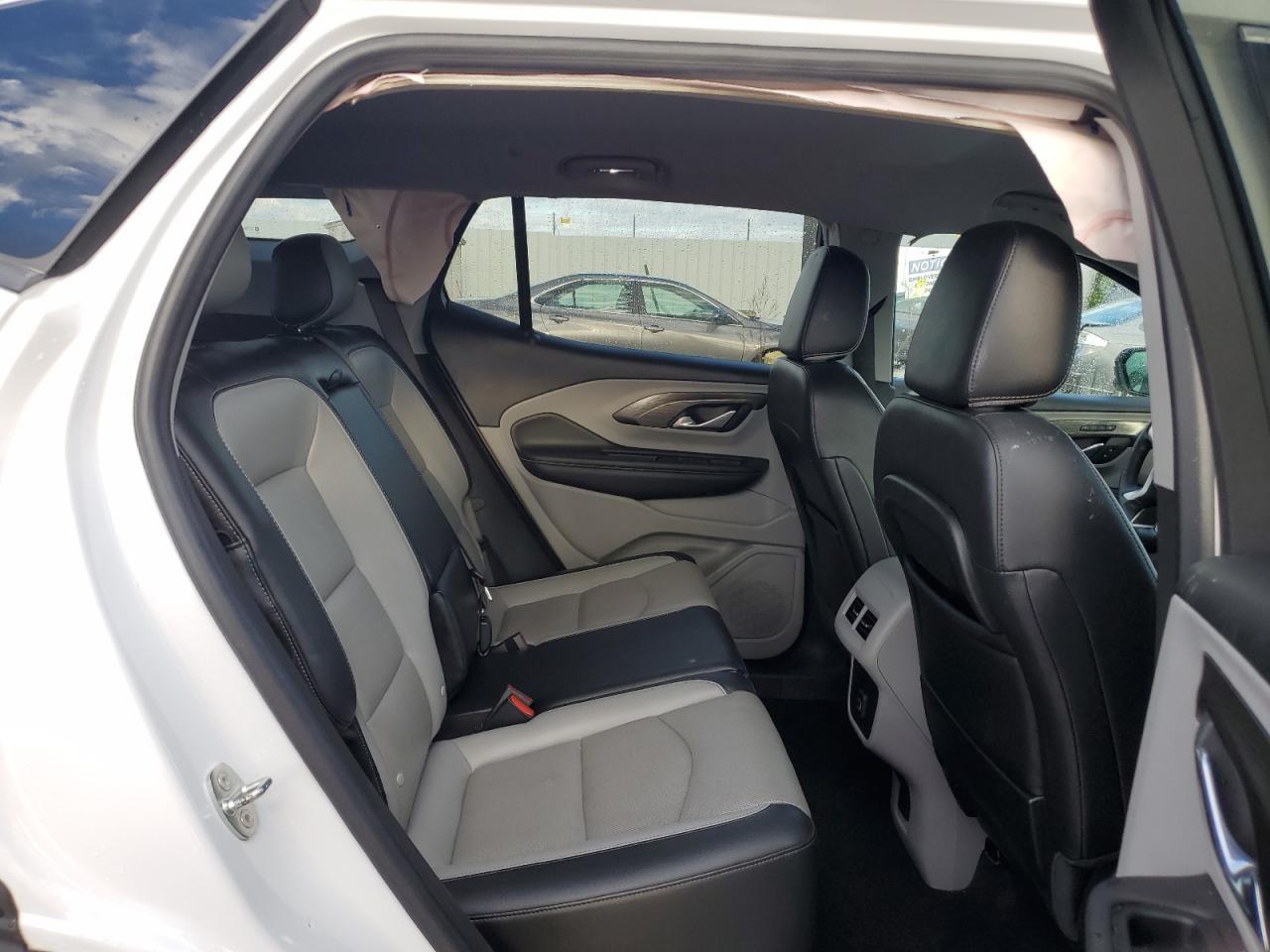 2023 GMC Terrain