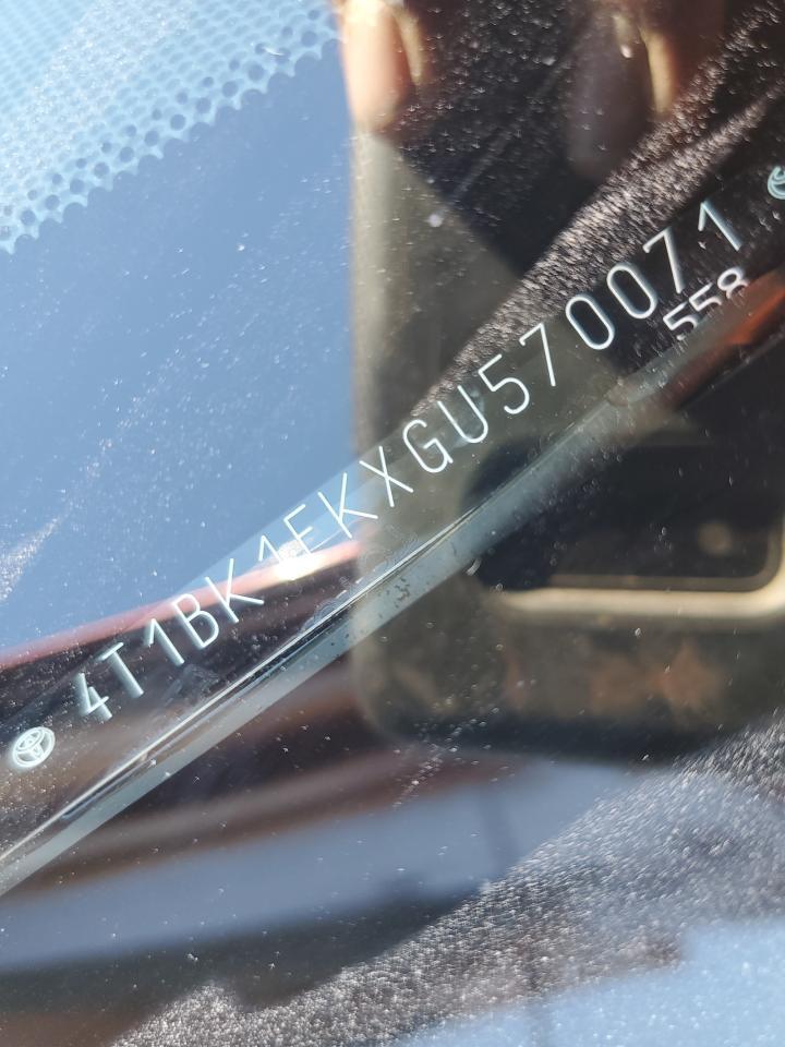 2016 TOYOTA CAMRY