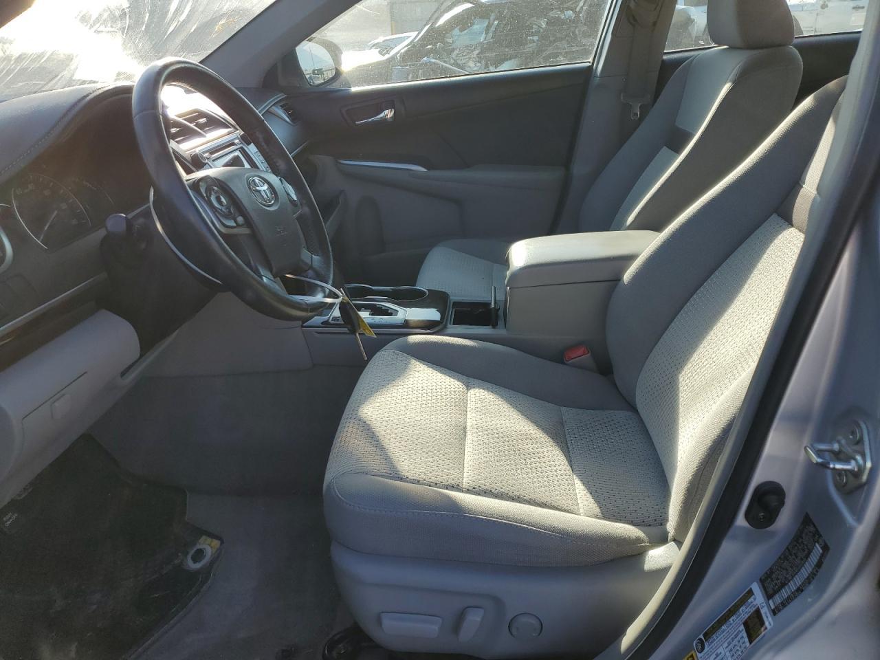 2014 TOYOTA CAMRY