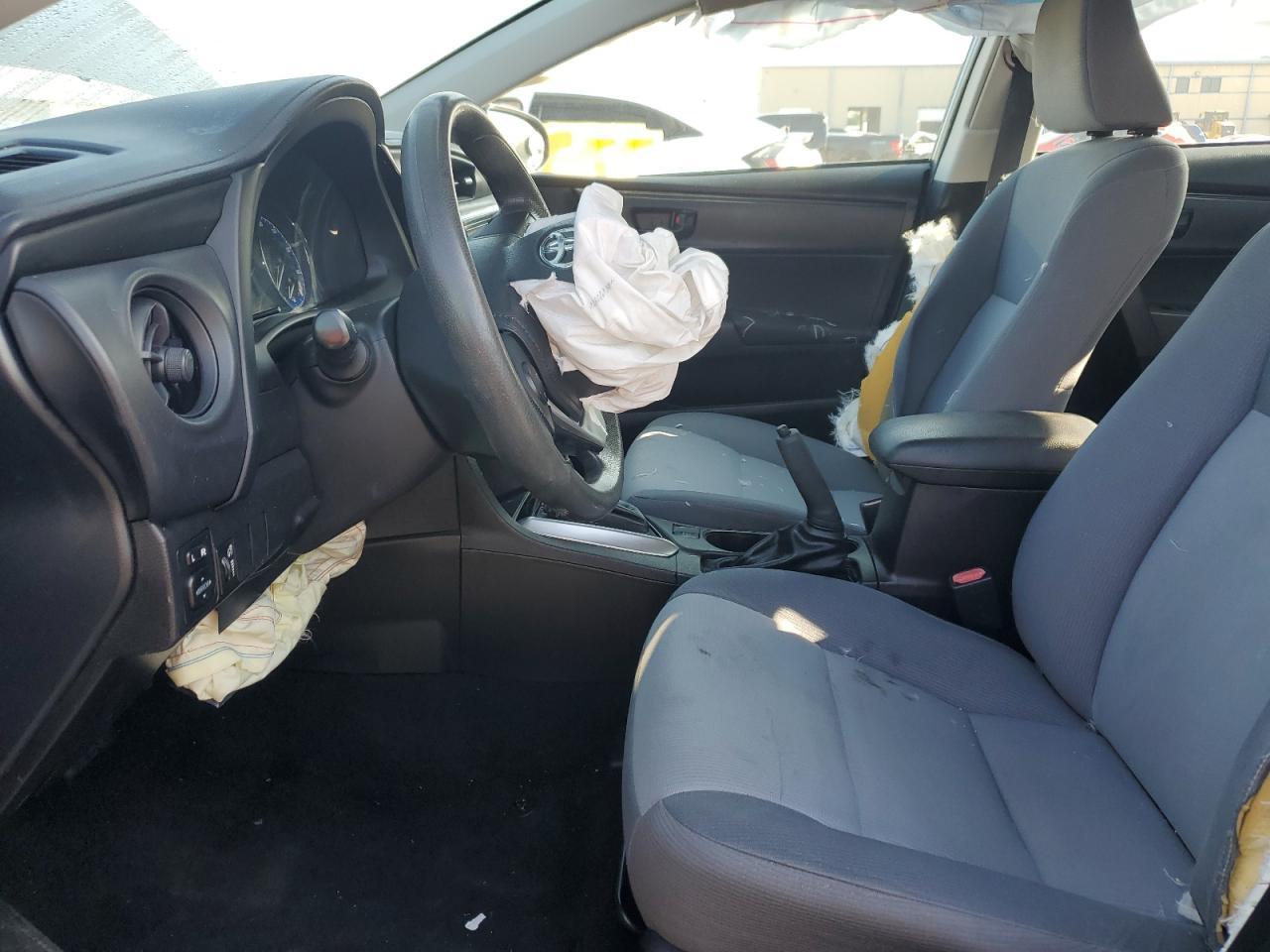 2017 TOYOTA COROLLA