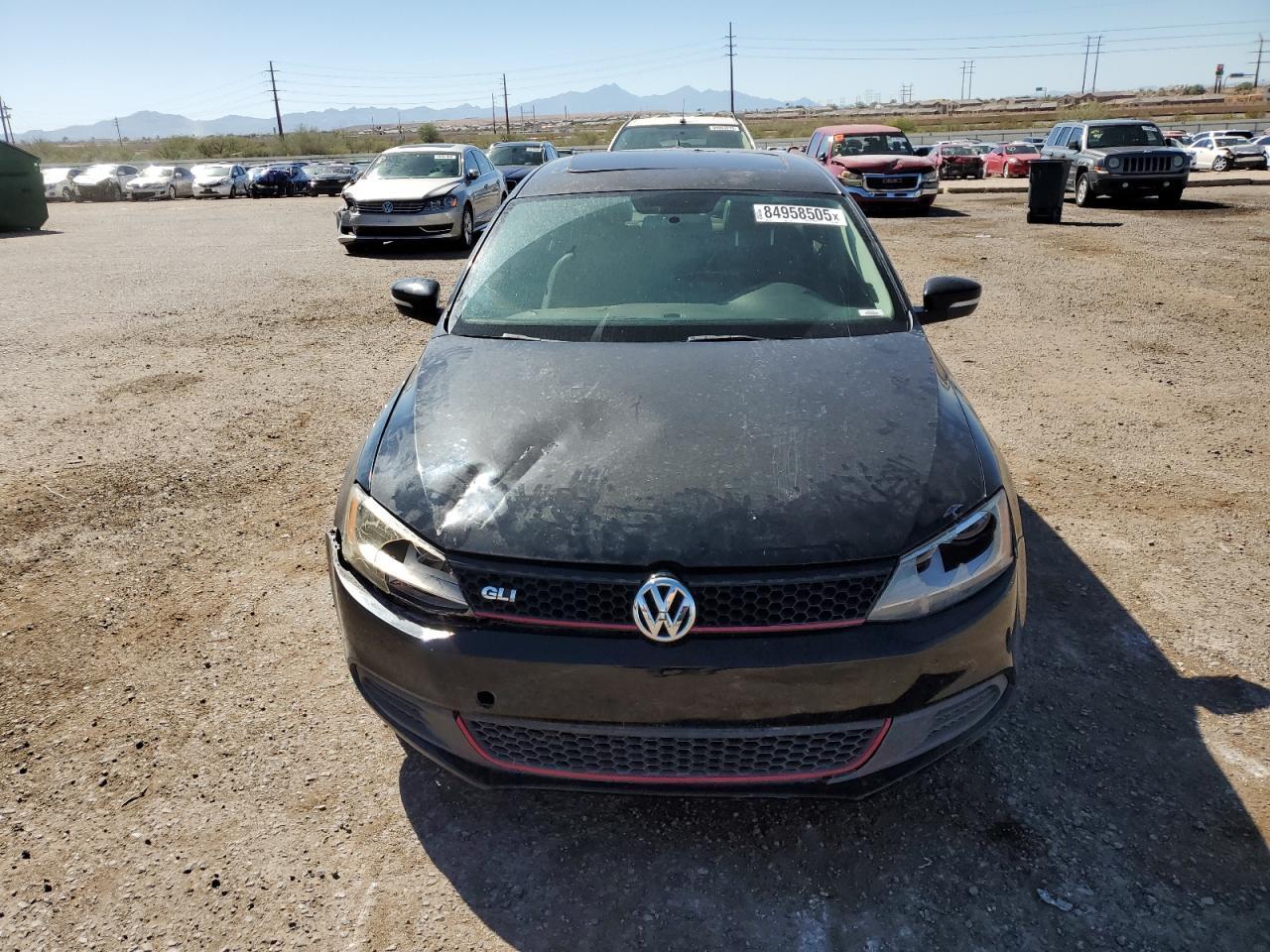 2013 VOLKSWAGEN JETTA