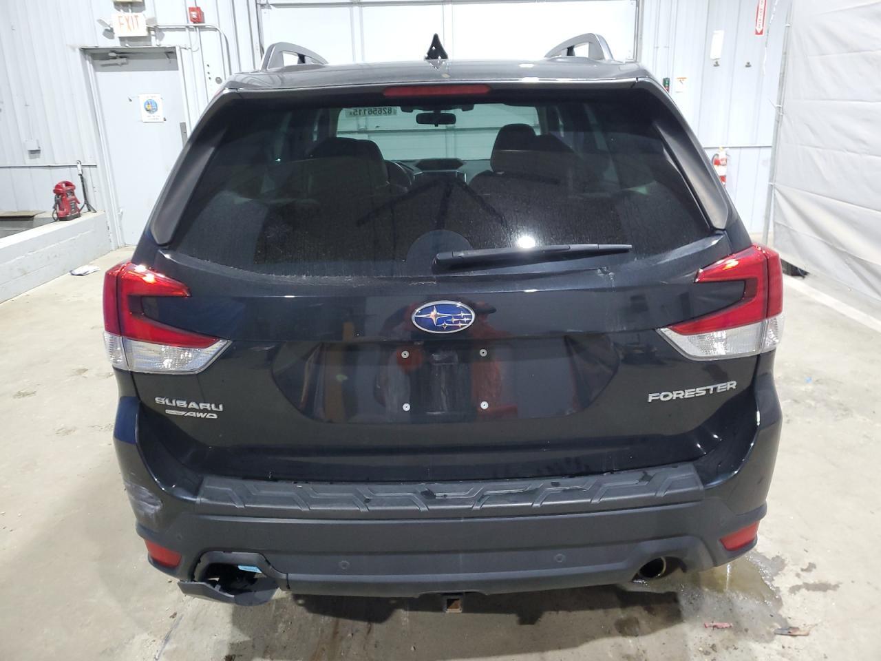 2021 SUBARU FORESTER