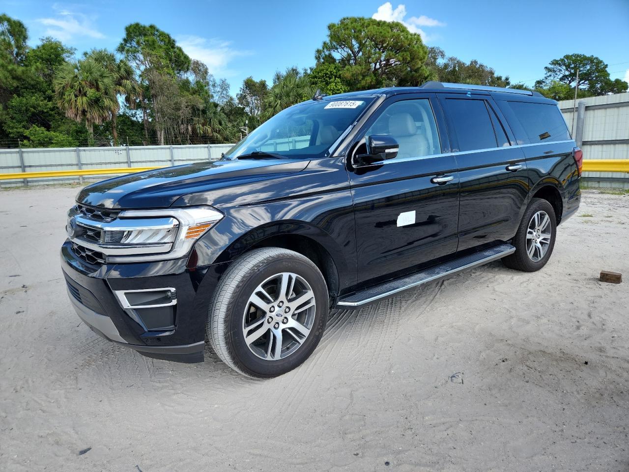2022 FORD Expedition