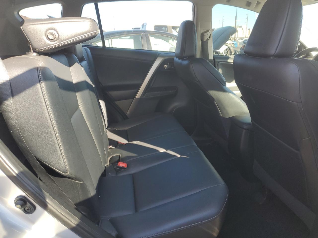 2014 TOYOTA RAV4