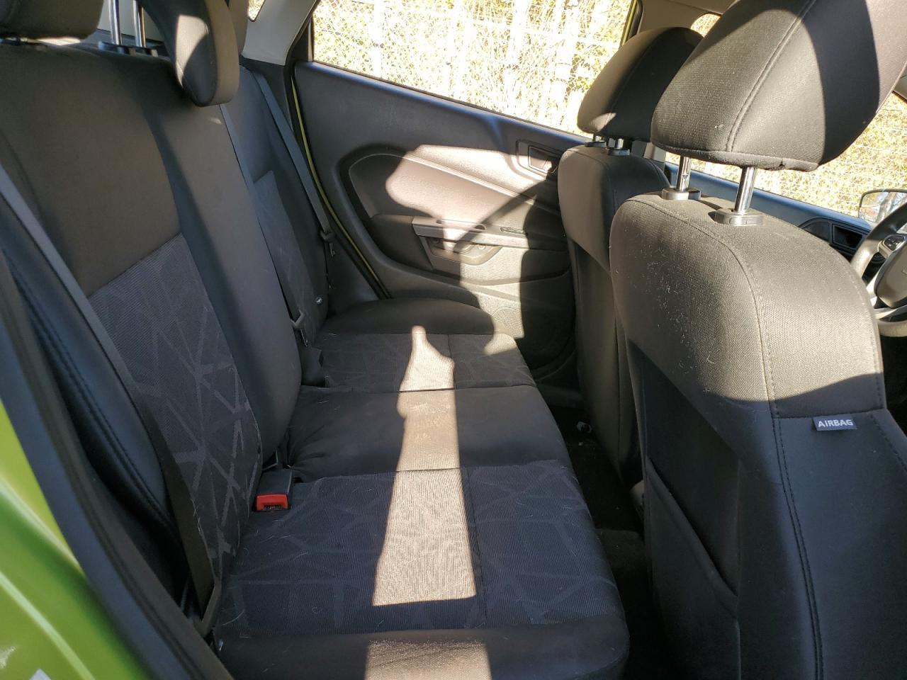 2012 FORD Fiesta