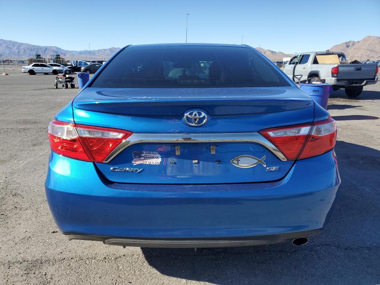 2017 TOYOTA CAMRY