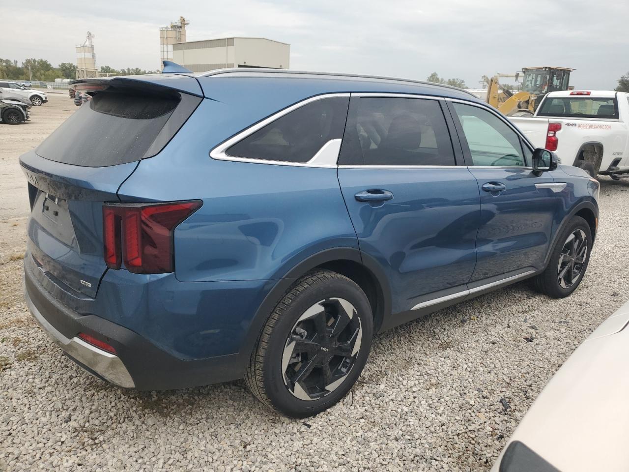 2025 KIA SORENTO