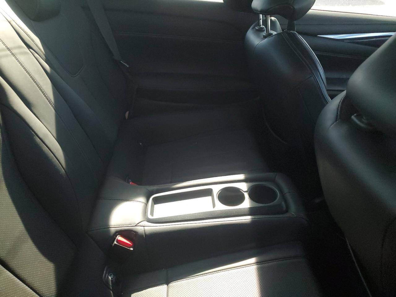 2017 INFINITI Q60