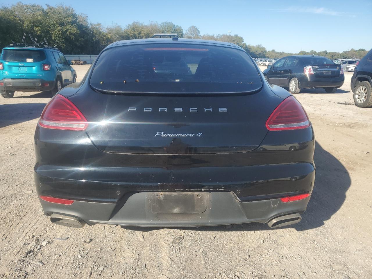 2016 PORSCHE Panamera