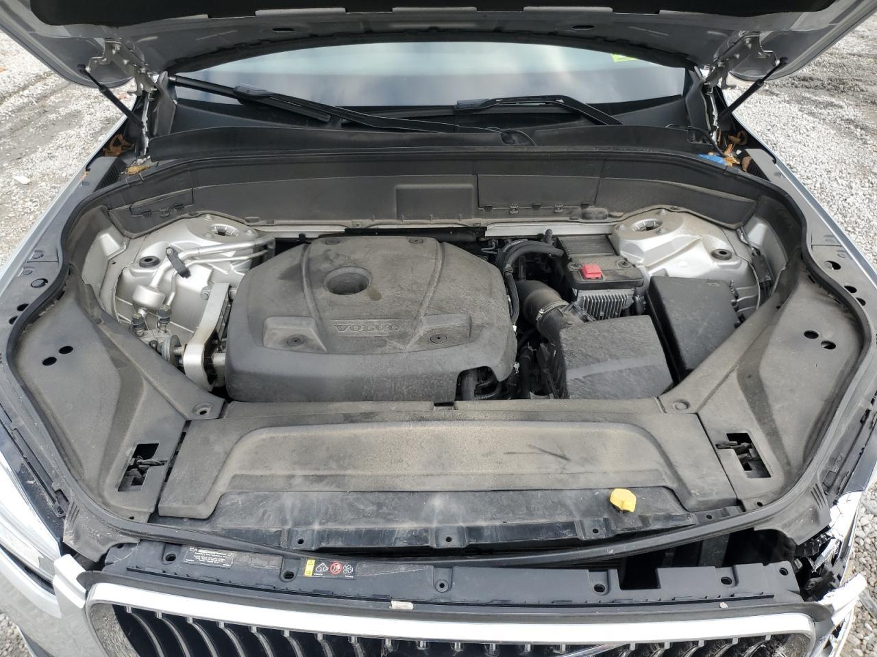 2020 VOLVO XC90