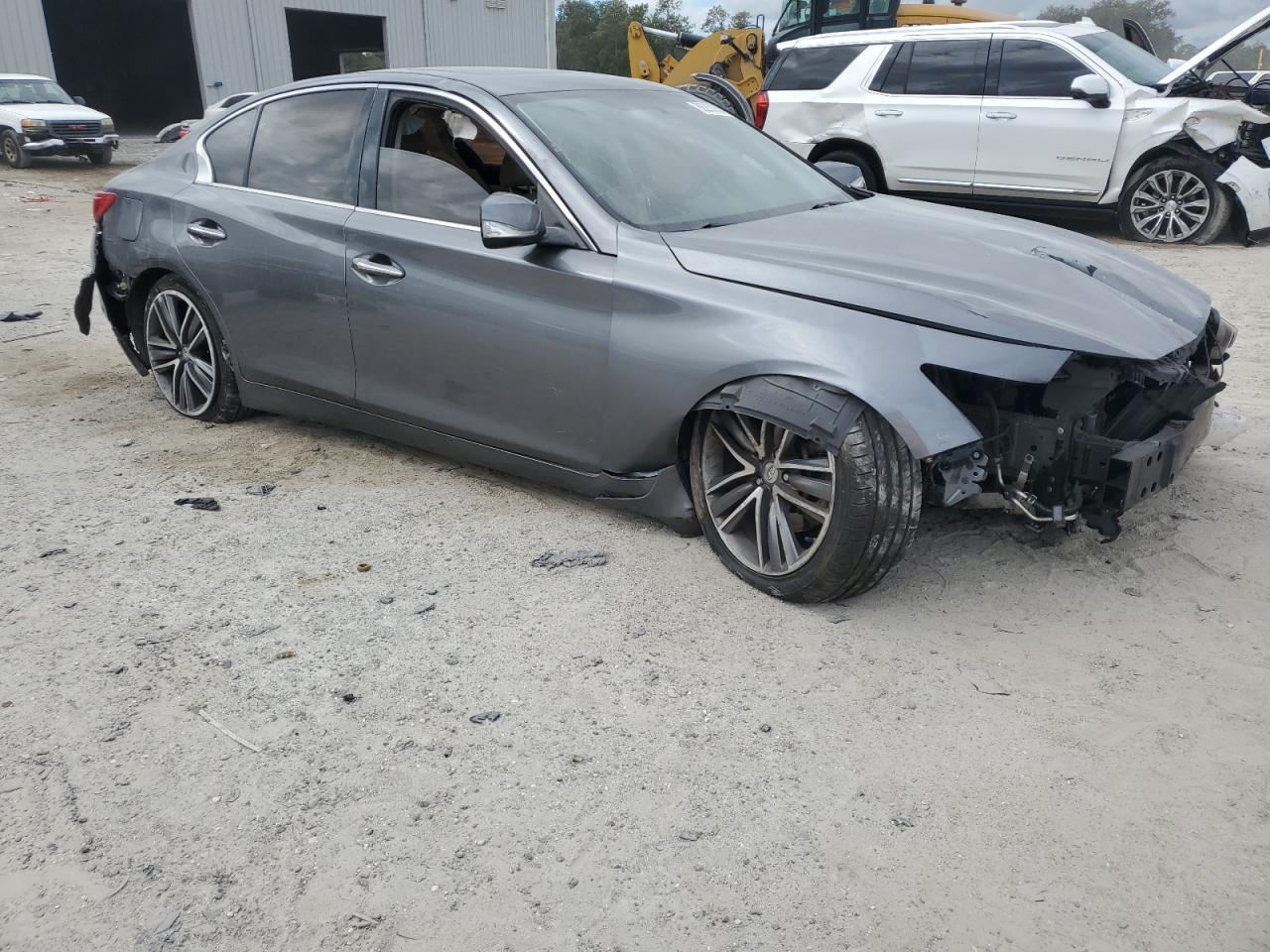 2015 INFINITI Q50