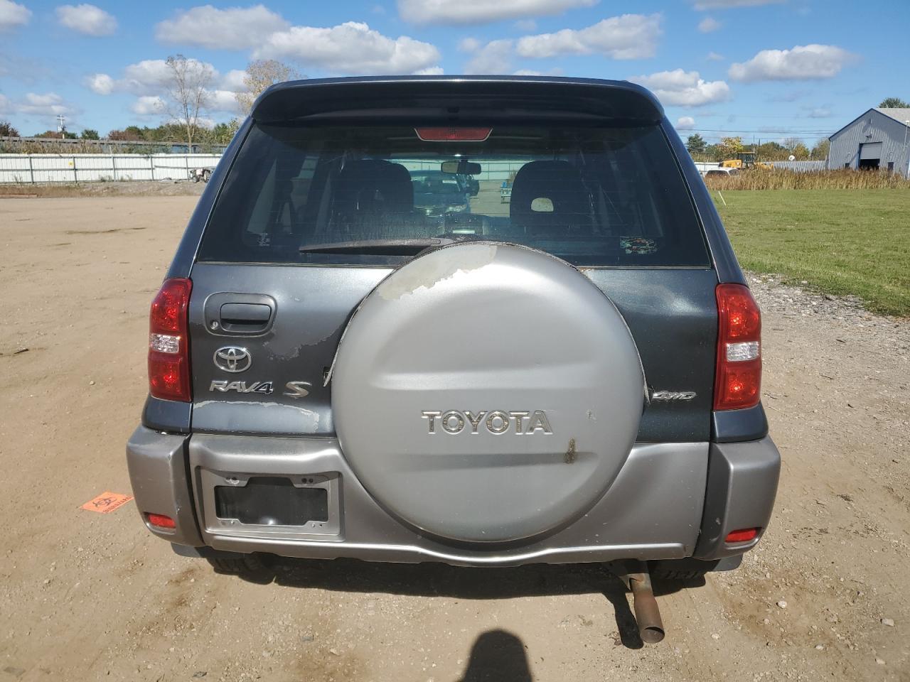2004 TOYOTA RAV4