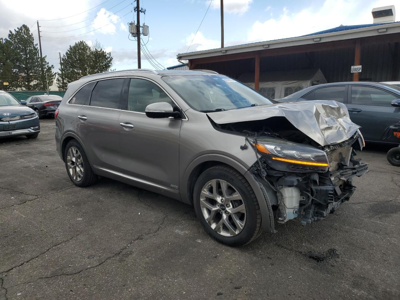 2019 KIA SORENTO